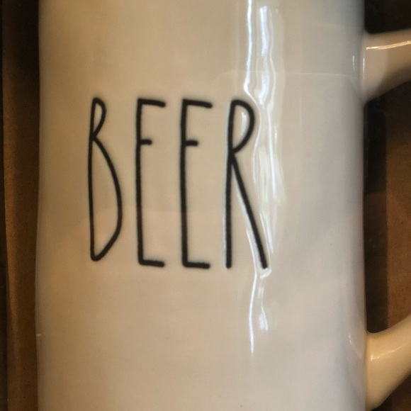 CLEARANCE❗️BEER & SUDS Boxed Mug Set by Rae Dunn - Picture 4 of 5